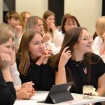 ????????????????????????????????????