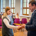 Vidusskolas stipendiju pasniegsana