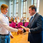 Vidusskolas stipendiju pasniegsana