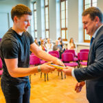 Vidusskolas stipendiju pasniegsana