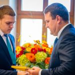 Vidusskolas stipendiju pasniegsana