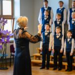 cela uz dziesmusvetkiem ; koru skate