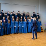 cela uz dziesmusvetkiem ; koru skate